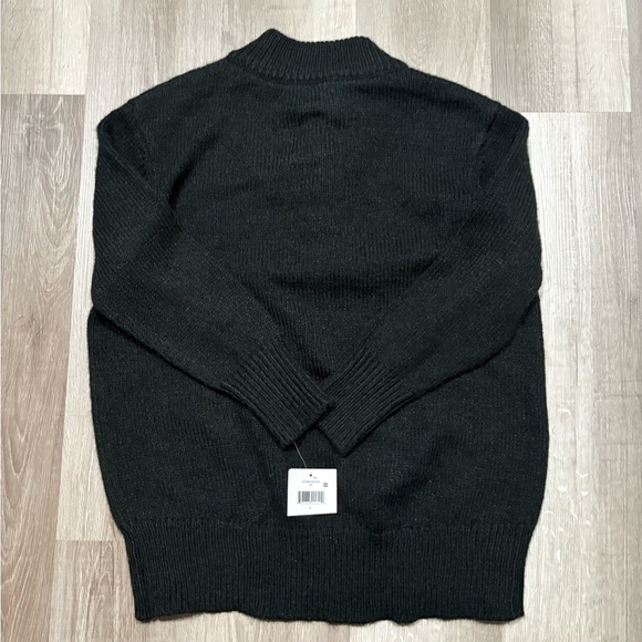 Falls Creek Black Lace-Up Men's Crewneck Sweater - Picture 5 of 5